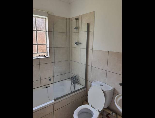 1 BEDROOM PROPERTY TO RENT IN SILVER LAKES